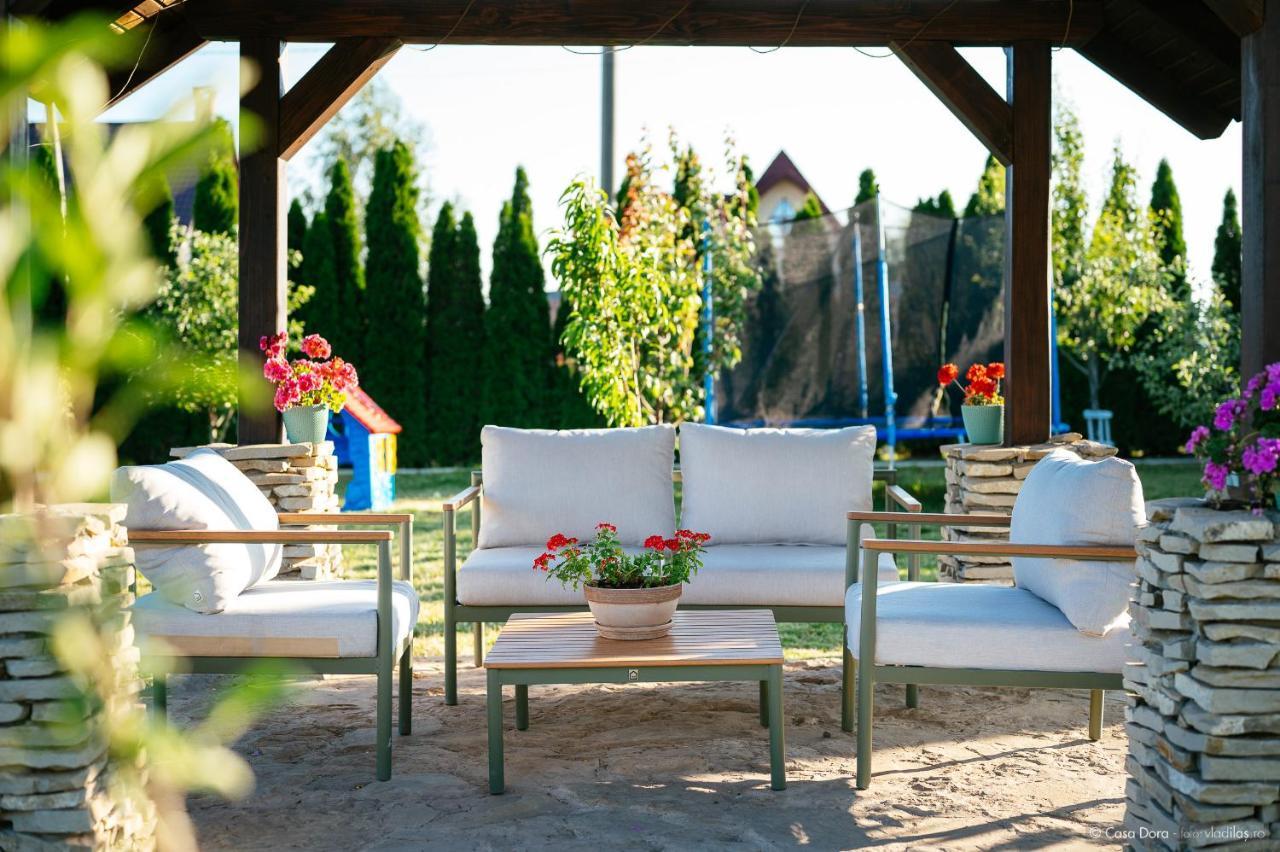 Casa Dora Hotel Suceava Bagian luar foto